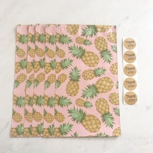 5 Poly Mailers, 6”x9”, Pineapples